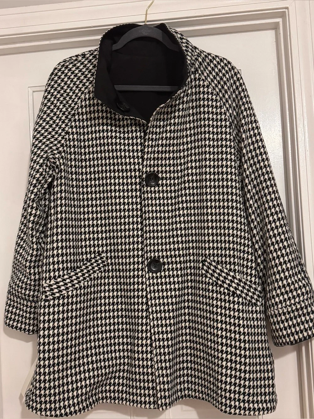 Jones New York - Reversible, water resistant Jacket - Black & White - NEW